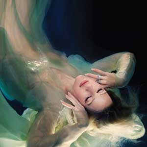Ellie Goulding【Higher Than Heaven (Deluxe)】【高品质MP3+无损FLAC-754MB】百度网盘下载-28音盘地带